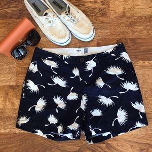 Old Navy Patterned shorts